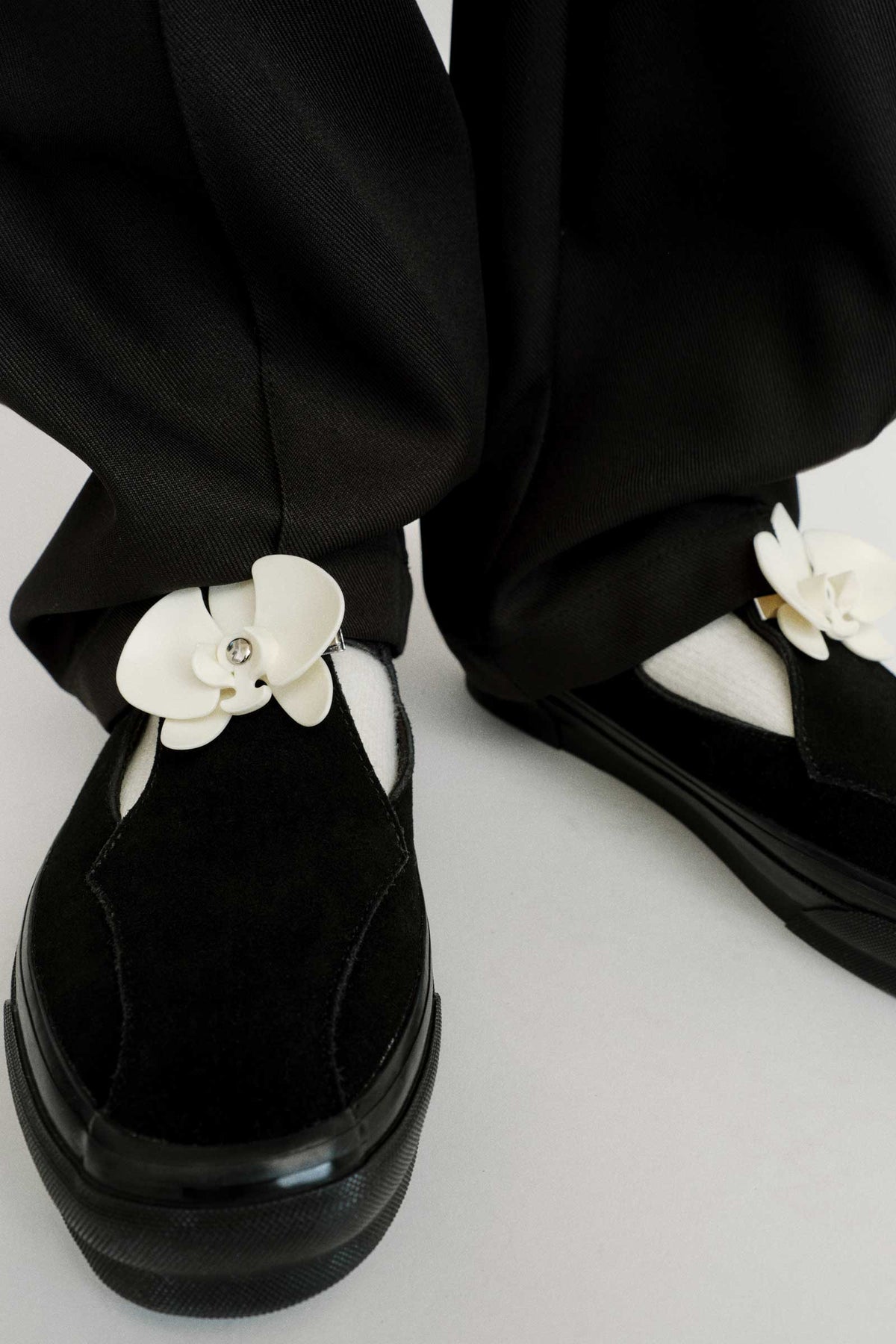 Vault by Vans x Goodfight Orchid Clip Pair Black