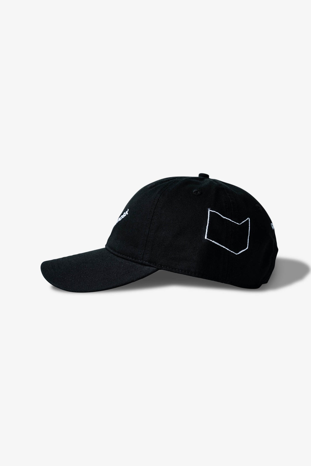 A. Darling Kiosk Blank Space Hat Black