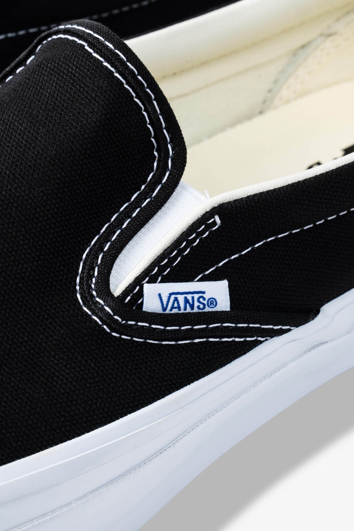 Vans OTW Premium Slip-On 98 Black/White