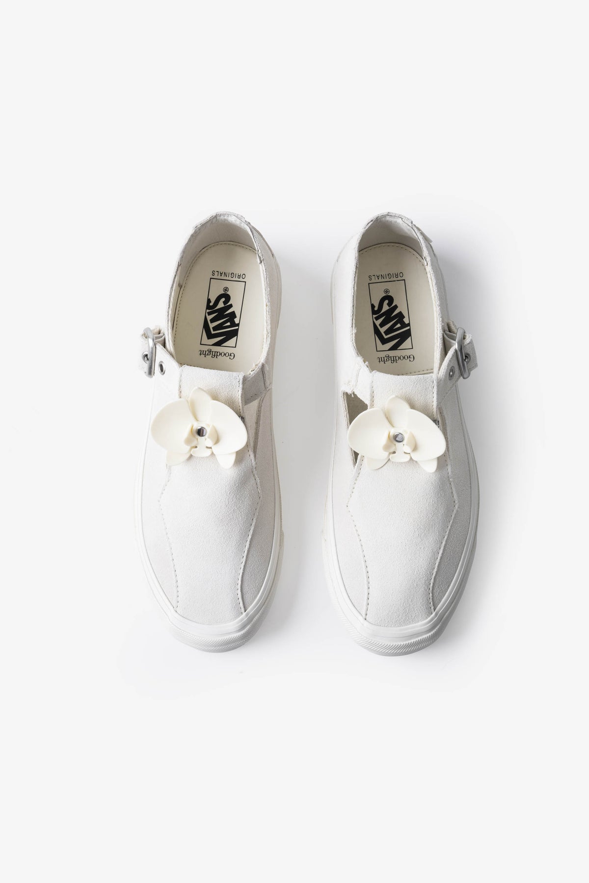 Vault by Vans x Goodfight Orchid Clip Pair White